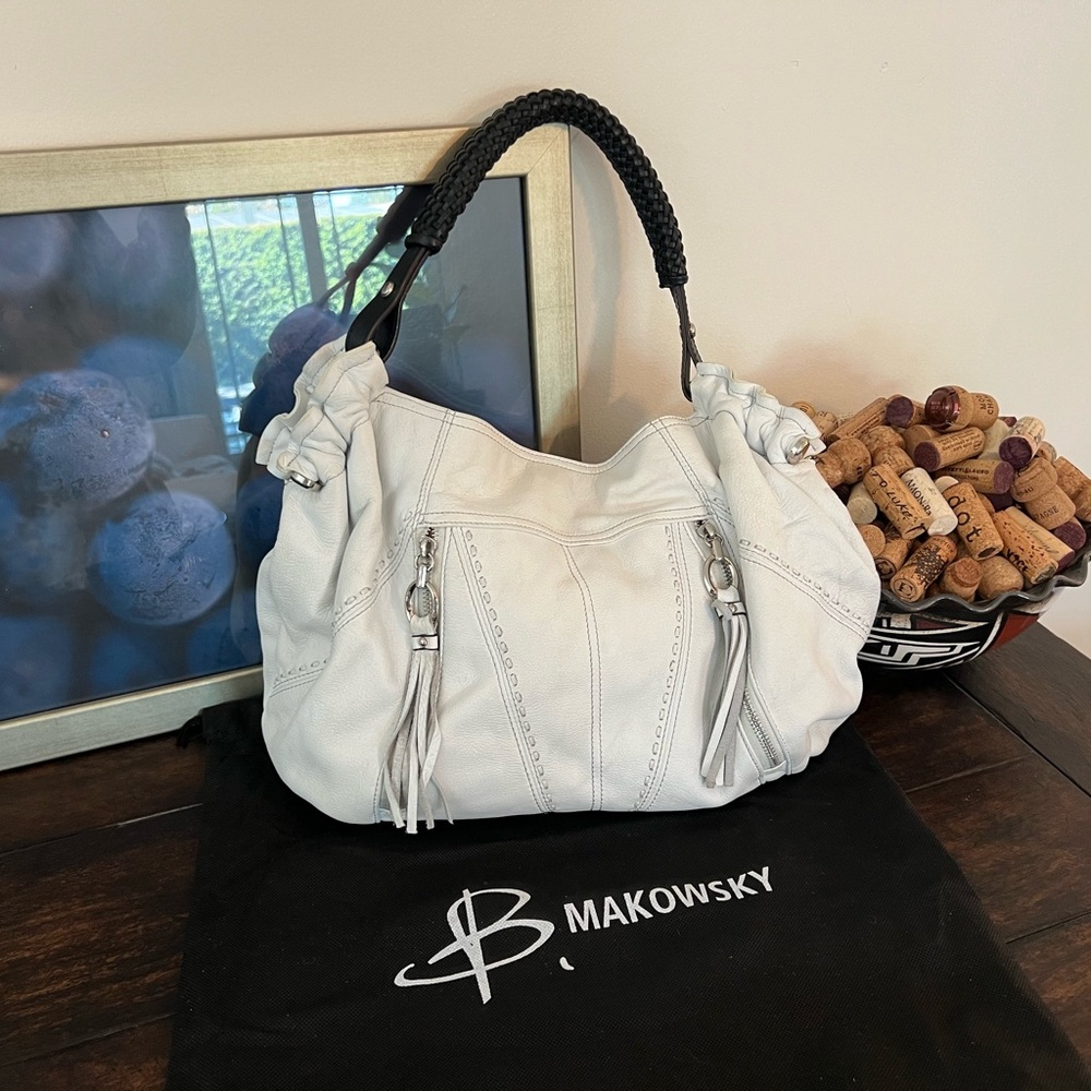 B Makowsky White Leather Shoulder Bag